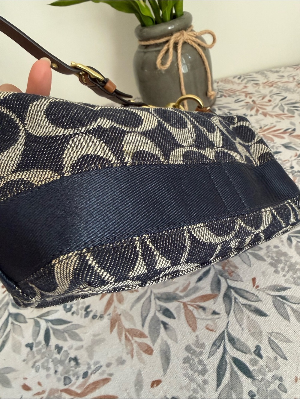Coach Navy and Khaki Signature Canvas Shoulder Bag with Leather Trim - Picture 5 of 11